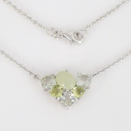 Stříbrný náhrdelník s polodrahokamy