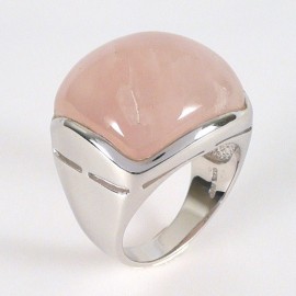 Stříbrný prsten s růženínem