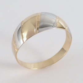 Zlatý prsten gravírovaný
